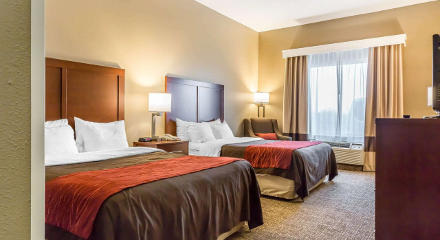 Четырёхместный номер Standard Comfort Inn Frederick - Ballenger Creek