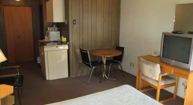 Двухместный люкс Deluxe Willow Inn Motel