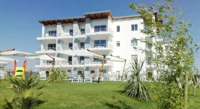 Apartments Belvedere, Prenota Appartamento Hotel a Abruzzo con piscina, Piscina