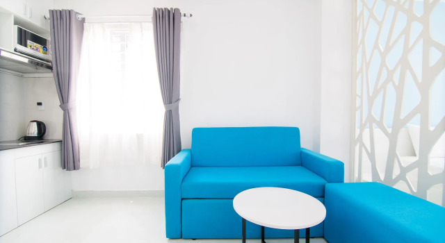 RedDoorz Plus near Nguyen Hue Walking Street