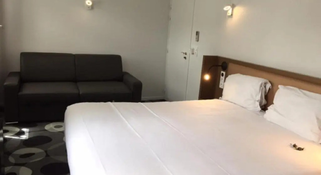 Полулюкс The Originals Boutique, Hôtel Auberge du Forgeron, Lille Sud