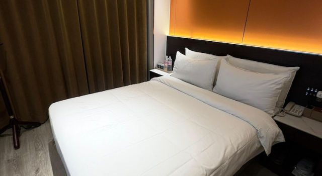 Номер Deluxe Jiuding Joy Hotel