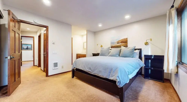 Woodlands #40 3 Bedroom Condo, Забронировать Апартаменты/квартира Маммот-Лейкс Маммот, рядом с Поле для гольфа Snowcreek