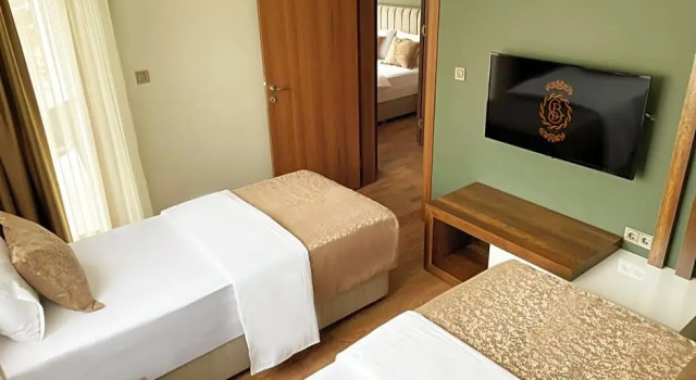 Семейный номер Standard Bayrak Grand Hotel