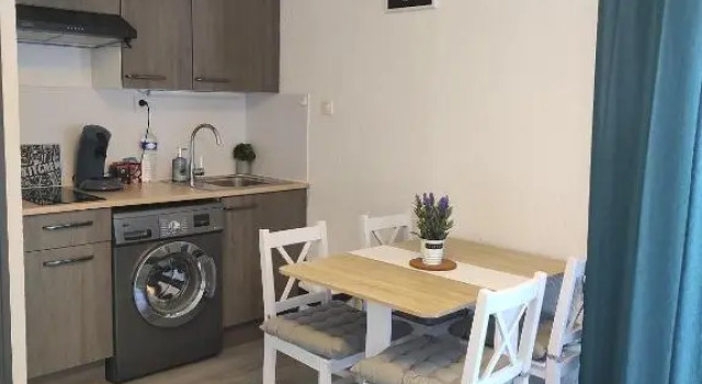 Студия Charmant studio climatisé 24 m2 terrasse à 100m de la plage