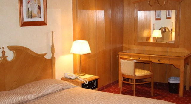 Люкс Executive Grand Hotel Beirut