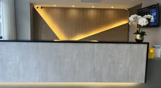 Homeinn Selected Hotel (Dandong Yalu River Bridge Broken Bridge Scenic Area Railway Station), Buchen Sie Hotel Zhenxing Dandong