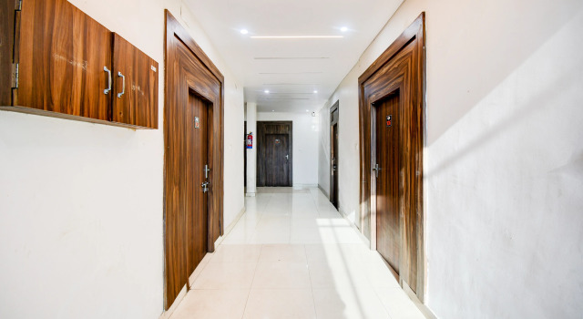Hotel Shaurya by OYO