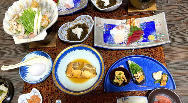 Asunaro, Book Hotel  