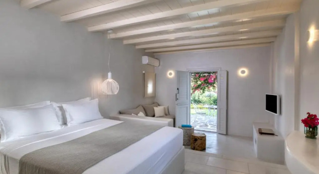 Номер Luxury Ostria Inn
