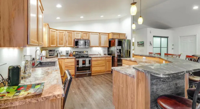 Коттедж Family-friendly Fairbanks Home: Chena River Access