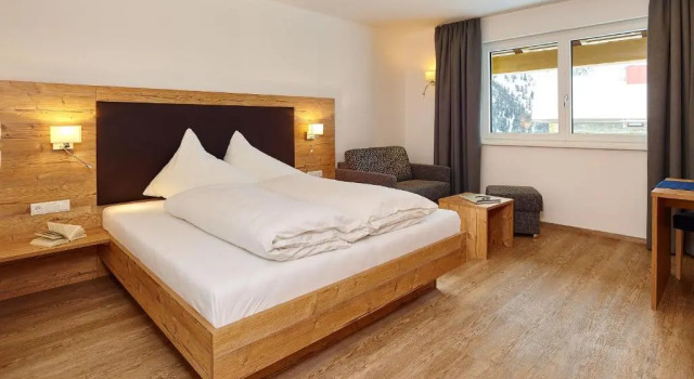Семейные апартаменты Hotel Garni Kristall