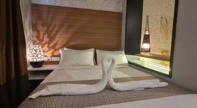 Люкс D Elegance Hotel Nusajaya