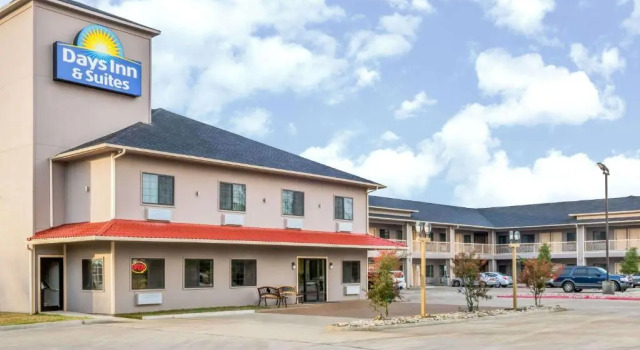 Номер Standard Days Inn by Wyndham Madisonville