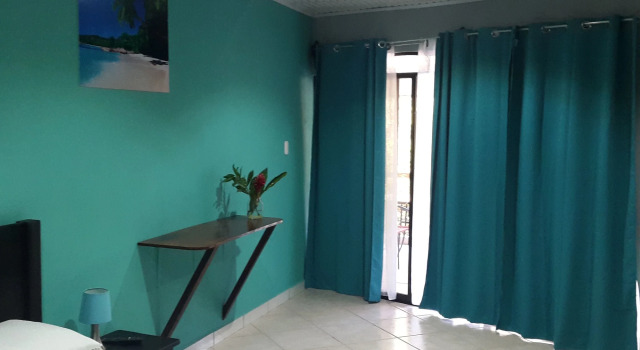 Hotel Colibri, Rezervovat Hotel Levné hotely v Puntarenas