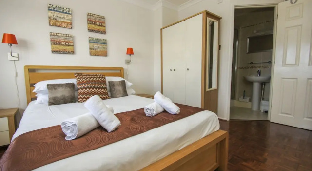 Britannia Harbour View Parking by Brighton Holiday Lets, Забронировать Отель Отели Исторического графства Суссекса с парковкой, Парковка