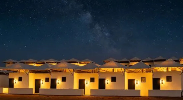 Moshang Xingxiu Homestay, Book Hotel Hoteller i Zhongwei med pool, Swimmingpool