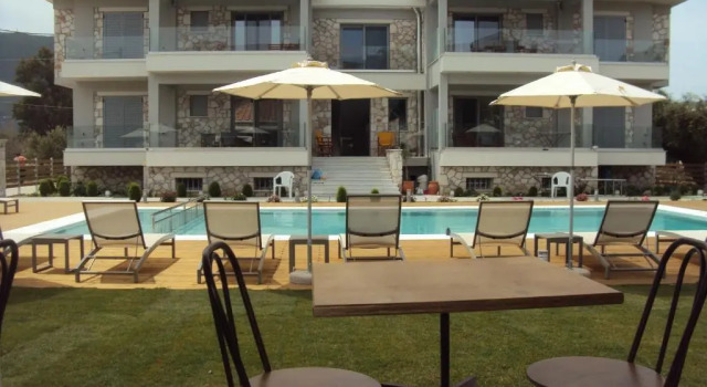 Апартаменты с видом на бассейн Zante Suites