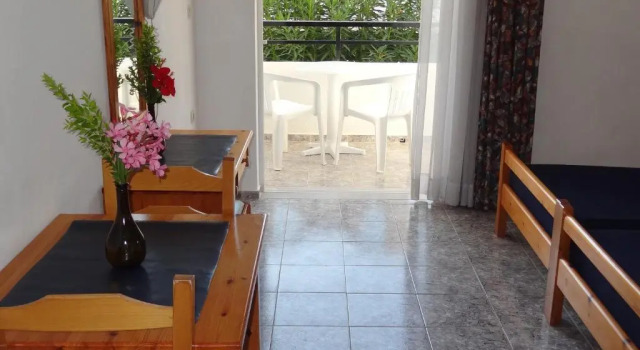 Студия Michalis Studios & Apartments