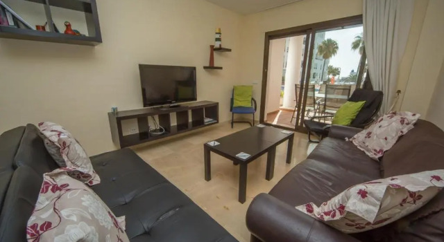 Marina Real 303