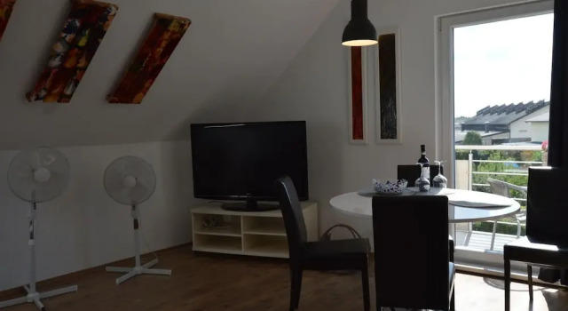 Nice Holiday Home in Orsfeld Eifel With Garden, Boek Hotel Orsfeld 
