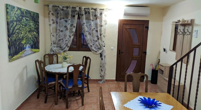 House With 3 Bedrooms in Montanejos, With Wonderful Mountain View, Terrace and Wifi