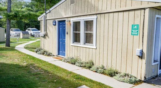 Beach Club of Oscoda Cottages, Rezerwuj Dom wakacyjny Oscoda Michigan