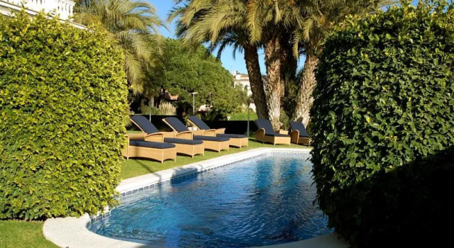 Villa Rogher, Prenota Villa Alella Maresme