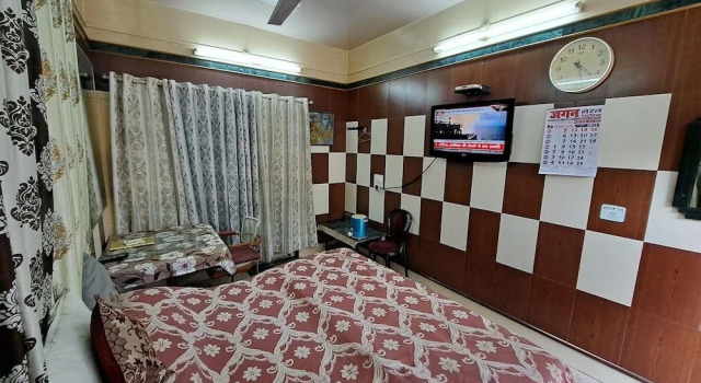 Номер Deluxe Jagan Hotel & Restaurant