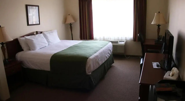 Cobblestone Hotel - Fairbury, Забронировать Отель Фэрбери штат Небраска