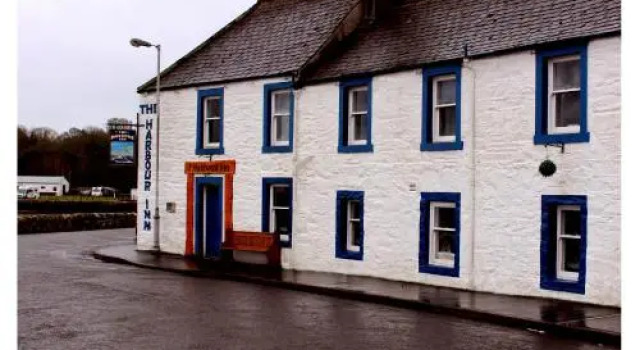 The Harbour Inn, Забронировать Отель Гарлистон Machars