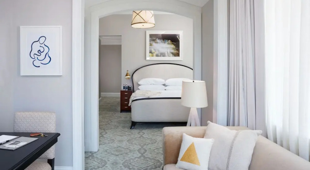 Двухместный люкс Premier с балконом The Spectator Hotel