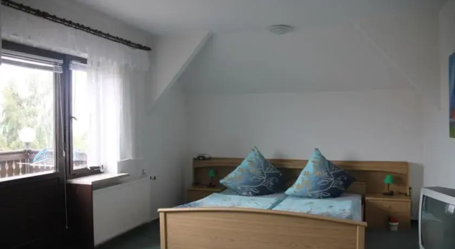 Pension Am Heideberg, Забронировать Отель Бареталь Saxon Switzerland