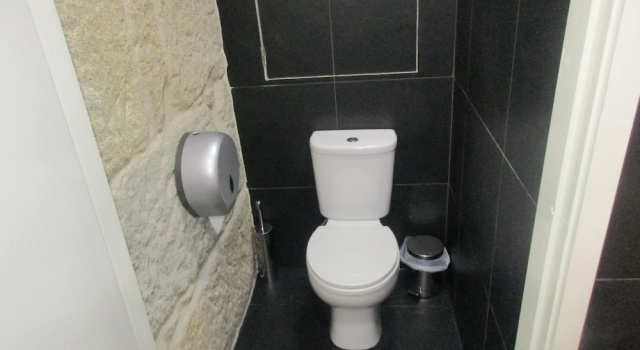 Кровать в общем номере (женский номер) Happy Porto Hostel