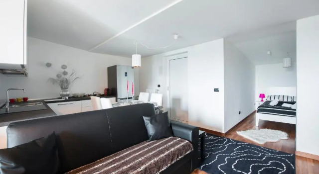 New Luxury Attic Santa Giulia Expo, Book Hotel Ripamonti Corvetto Milan, near Rogoredo