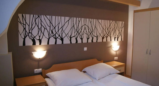 Rooms & Apartments Kepic, AIRPORT accomodation, Забронировать Апартаменты/квартира Отели в центре Церклье-на-Гореньскем, в центре