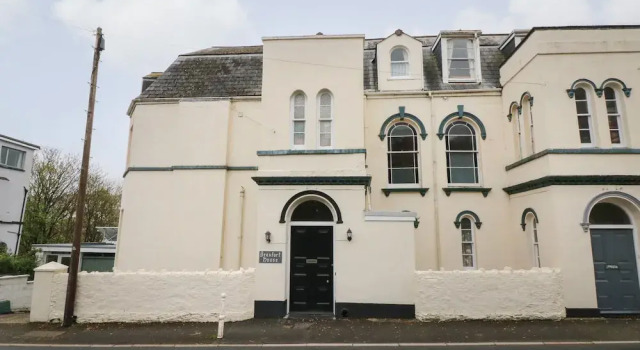 Beaufort House