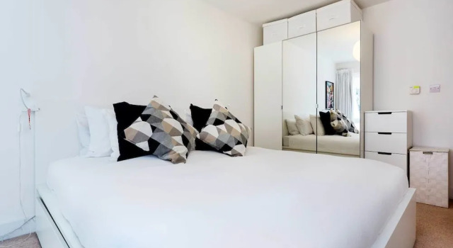 Bermondsey Hideaway, Забронировать Отель Отели Лондона с бассейном, рядом с Дхарма-центр «Кагью Самье Дзонг» в Лондоне, Бассейн