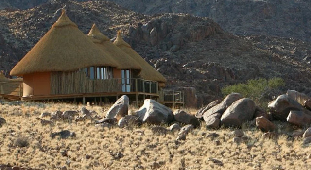Sossus Dune Lodge, Book Hotel Hoteller i Sesriem med parkering, Parkering