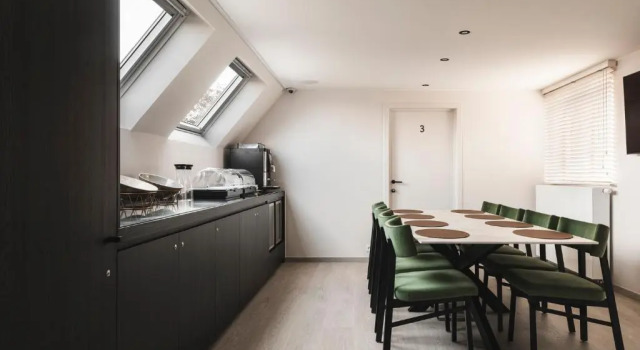 Salons Denotter, Varaa Hotelli Hotellit Brussels pysäköinnillä, Pysäköinti