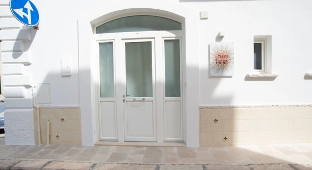Sunhouse Rooms
