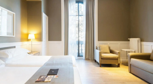 Двухместный номер Superior Hotel Granvia