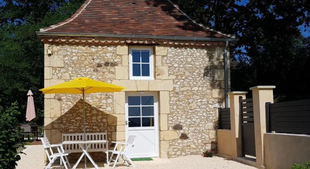 Maison périgourdine avec jacuzzi, jardin privé et vélos - Idéal 2 personnes, près de Sarlat - FR-1-616-209, Prenota Hotel Hotel a Aquitania con parcheggio, Parcheggio