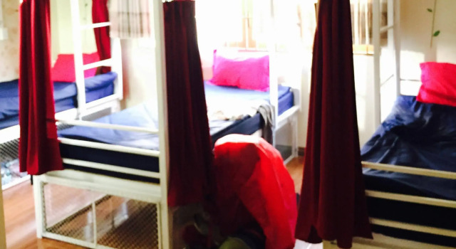 Mr Peace Backpackers House, Book Hotel Da Lat Lam Dong