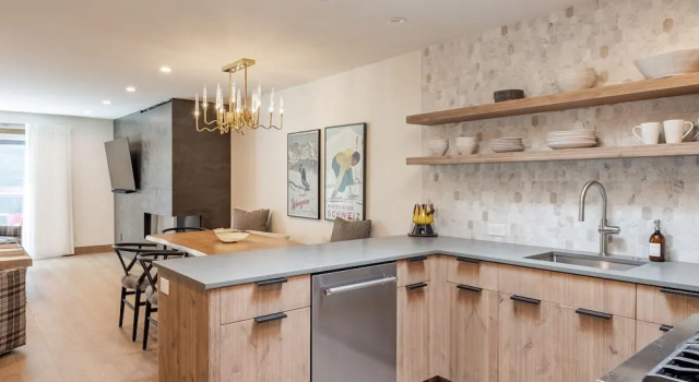 Апартаменты Durant Den by Rovetravel 2BR Apt w Private Patio