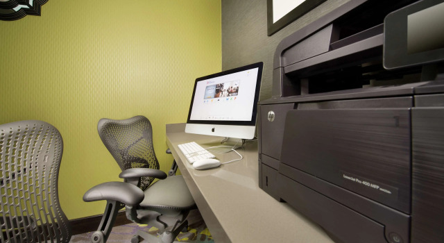 Hilton Garden Inn College Station, Buchen Sie Hotel College Station Texas
