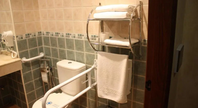 Четырёхместный номер Standard Hotel Don Pero