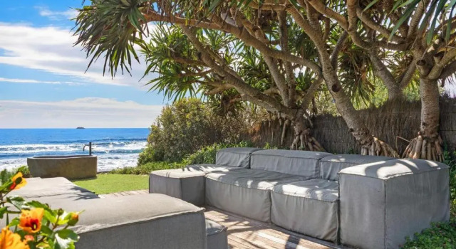 Коттедж Your Luxury Escape - Byron Beachfront Villa