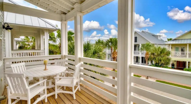 Shore House 183 BE