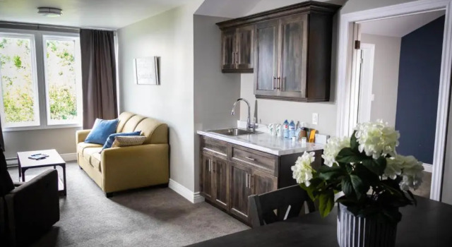 Люкс Executive Newfound Inn and Suites